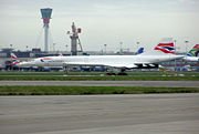 180px-Concorde at heathrow,uk.jpg