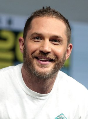 640px-Tom_Hardy_by_Gage_Skidmore.jpg