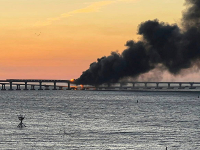 Screenshot 2022-10-08 at 10-45-18 Russland-Ukraine-Krieg Schwere Schäden an Krim-Brücke nach E...png