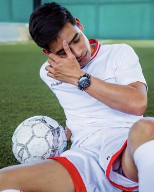 looking shorts 4.jpg