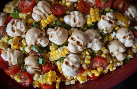 Screenshot 2022-10-31 at 15-27-20 Halloween Lori Castellon aus Kalifornien kreiert gruseliges ...png