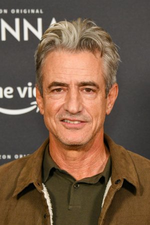 Dermot-Mulroney-1.jpg