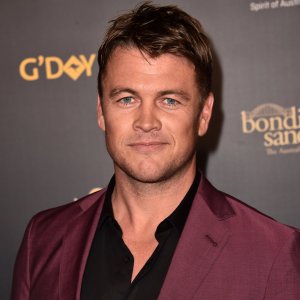 Luke-Hemsworth.jpg