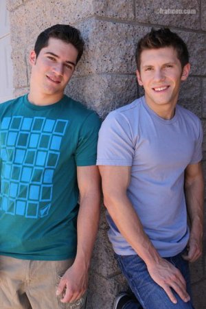 Julianand Elliotimage01.jpg