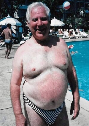 FjM65DXXwAUkOfl cajun daddy chiron rising.jpg