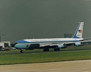 180px-Air_Force_One_SAM_27000.jpg
