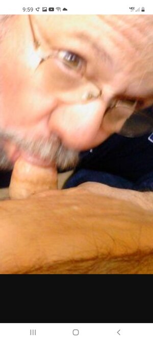 Screenshot_20211229-215942_Samsung Internet.jpg