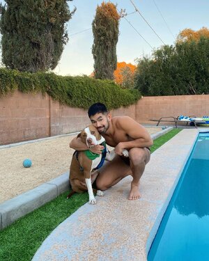 Antony Tran with Hendrix 151662504.jpg