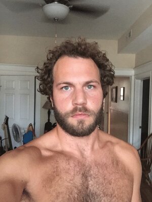 128216765977 last-of-the-beach-days.jpg