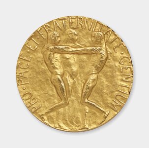 13. Nobel peace prize medal 1909 back.jpg