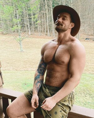 AlexanderAbramov-Urban Cowboy Lodge008.jpg