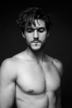 Kevin Cote by Riki Tinoza-05.jpg