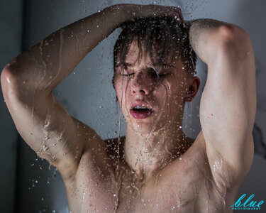 hotguyshower.jpeg