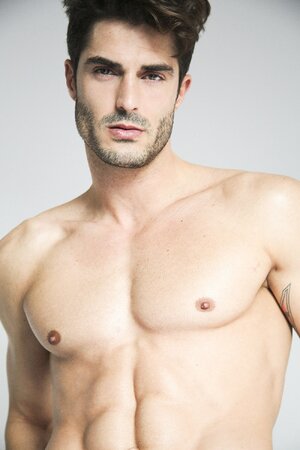 Chema Malavia by Alejandro Ramirez for Ryker Magazine_008.jpg