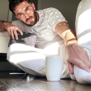 90089829 April, lockdown.jpg