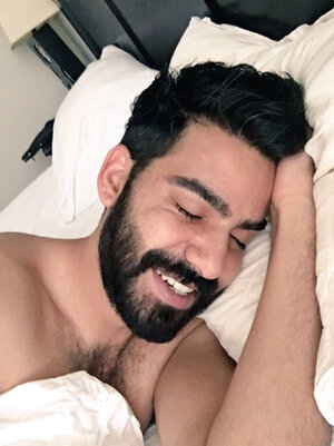 Rahul Kohli tumblr_nyeppiaeFk1trqm9to1_500.jpg