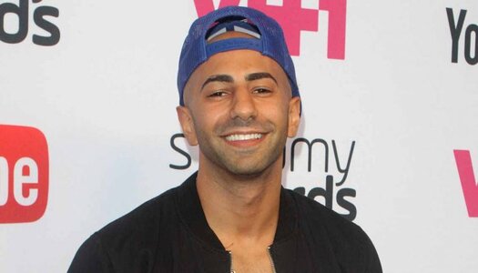 Yousef-Erakat-photos-Bio-Net-worth-Height-Boyfriend-Body-Affair-Married-Ethnicity-768x439.jpg