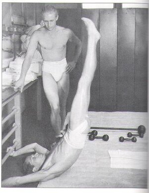 Lawrence Olivier01-CarlFremansonOlympicTrainer.jpg