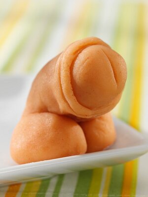 00871254-A-marzipan-penis.jpg 00871254-A-marzipan-penis.jpg