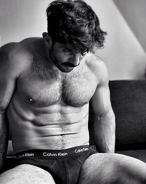 Leo Sabato 43728538.jpg