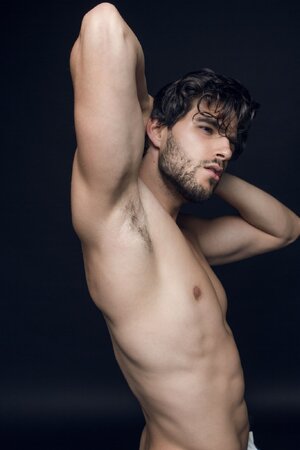 Kevin Cote by Riki Tinoza-03.jpg