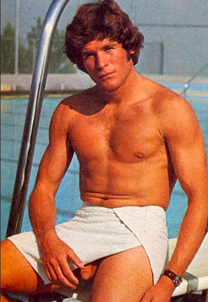 looking up shorts 4.png