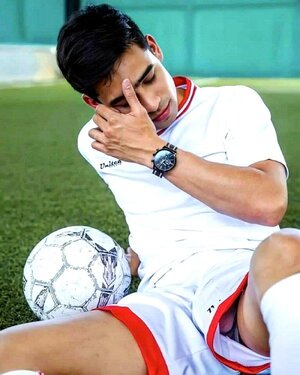 looking up shorts 5.jpeg