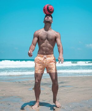 Bar Twito 36049091.jpg