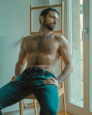 Bastian photographed by Jean-Baptiste Huong 122685681.jpg