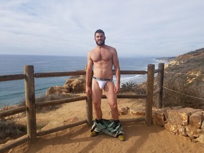 4 FHKfmEhUYAIVbsR.jpg