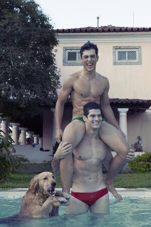 5591945f8dad5_Boys__Dog_in_Pool_-_Speedo.thumb.jpg.a8285319331e87f28abd86246f0c0055.jpg
