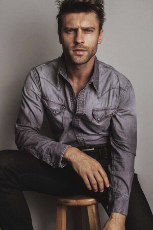 1 vinicius-piccoli-by-malcolm-joris-for-brazilian-male-model_042.jpg