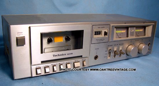Technics_M205_Stereo_Cassette_Deck_sal_web.jpg