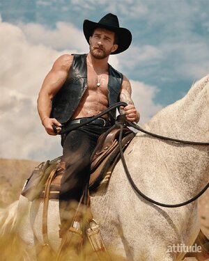 AlexanderAbramov-Dmitri Bocharov-Uncovered Wrangler0536.jpg