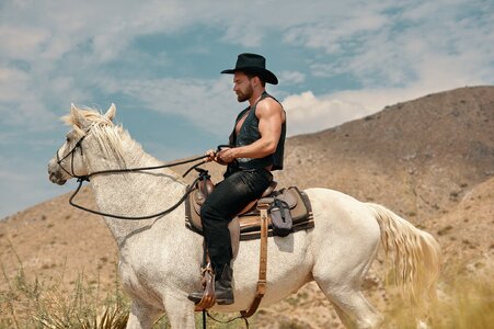 AlexanderAbramov-Dmitri Bocharov-Uncovered Wrangler0537.jpg