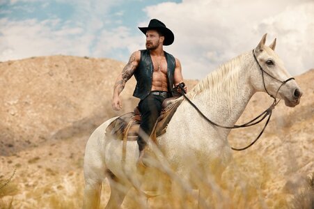 AlexanderAbramov-Dmitri Bocharov-Uncovered Wrangler0578.jpg