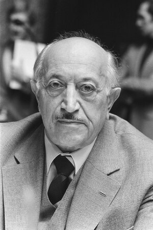 Simon-Wiesenthal-1982.jpg