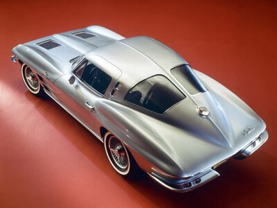 1963 Chevrolet Corvette.jpg