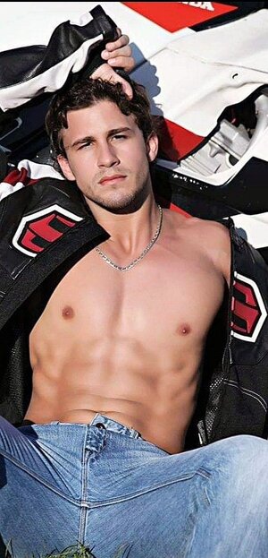 ANTHONY CADRECHA.jpeg-2.jpg