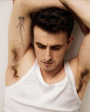 PAUL MESCAL ARMPITS.jpg