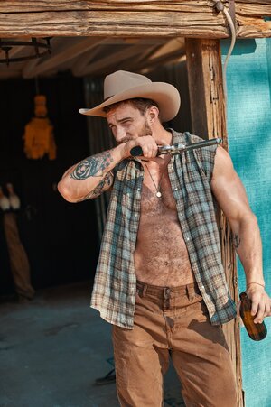 AlexanderAbramov-Dmitri Bocharov-Uncovered Wrangler1810.jpg