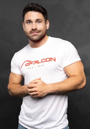 Falcon Studios E7zc9DPXsAodrI_.jpg