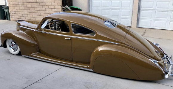 1935 Lincoln Zephyr.jpg