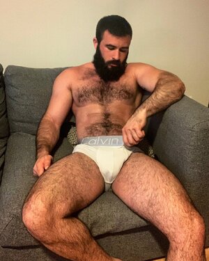 Dani Garrido D-EdZXmWsAIO_He.jpg