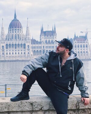 Budapest 26155951.jpg