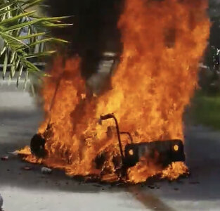 A-golf-cart-was-consumed-in-flames-last-month-in-the-Phillips-Villas.jpg