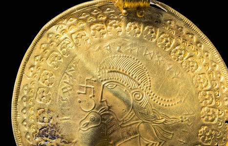 Screenshot 2023-03-14 at 14-41-58 Dänemark Goldscheibe gilt als ältester Beleg für Glauben an ...png