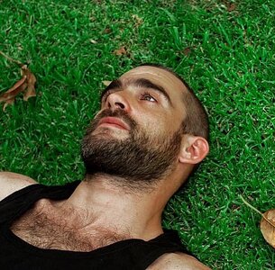 1 2012 233185258.jpg