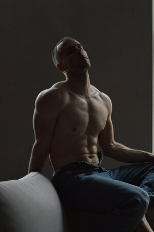 Zachary Morris photographed by Walter Zak-Apartment series-Z2.jpg