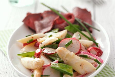 roher-spargelsalat-302951.jpg